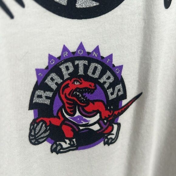 🏀 TORONTO RAPTORS NBA Graphic Tee Hardwood Classics Mitchell & Ness - PERFECT - Picture 5 of 8